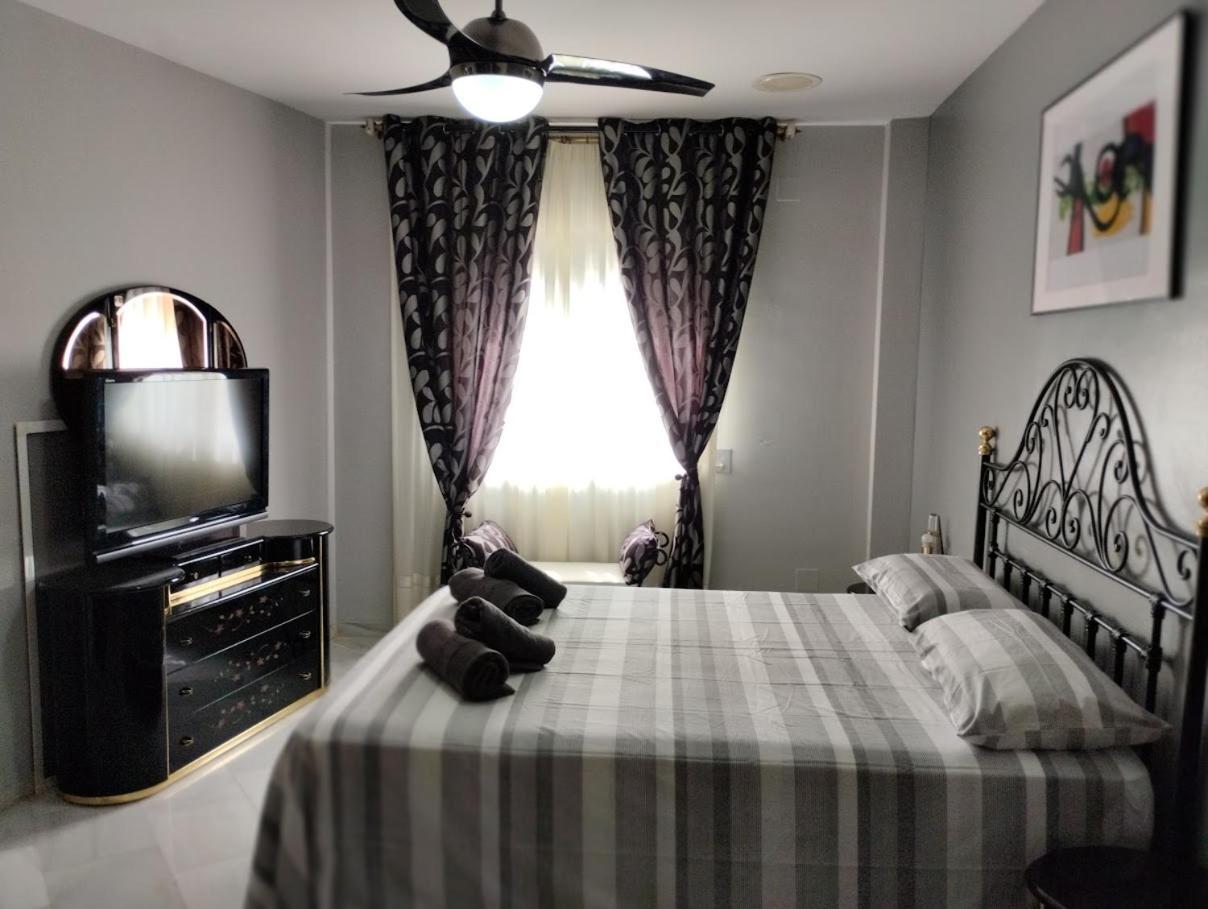 Casa Con Terraza Privada Villa เนร์คา ภายนอก รูปภาพ