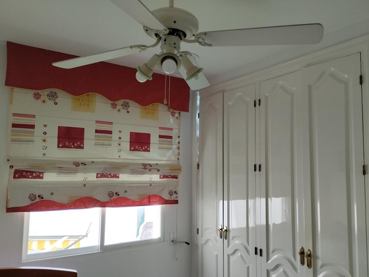 Casa Con Terraza Privada Villa เนร์คา ภายนอก รูปภาพ