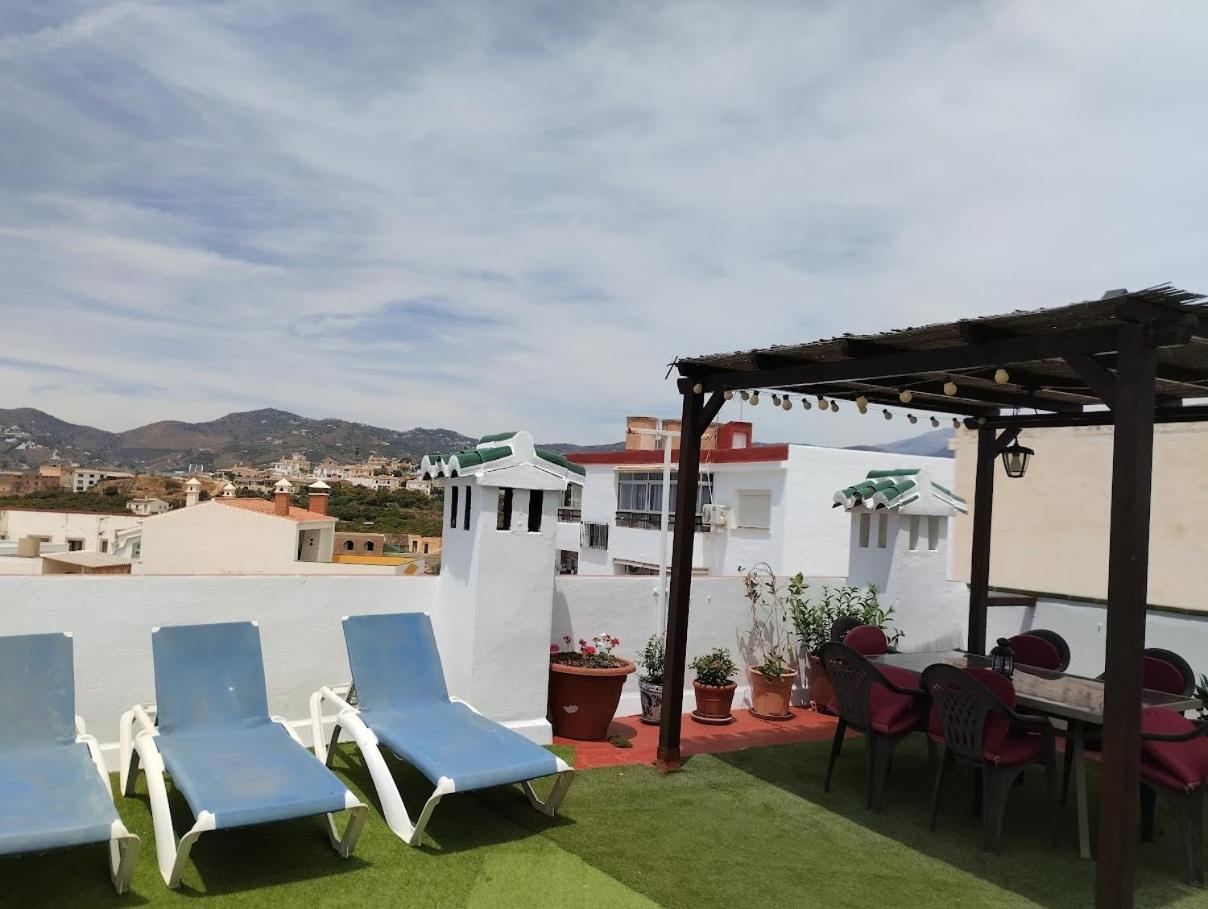 Casa Con Terraza Privada Villa เนร์คา ภายนอก รูปภาพ