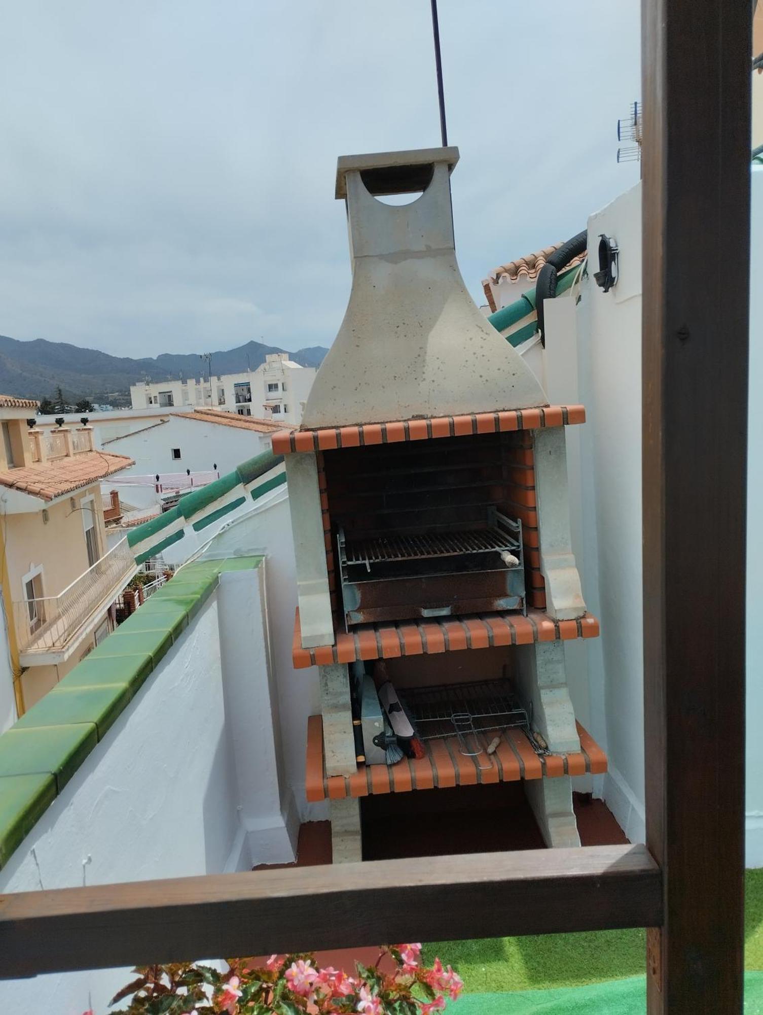 Casa Con Terraza Privada Villa เนร์คา ภายนอก รูปภาพ