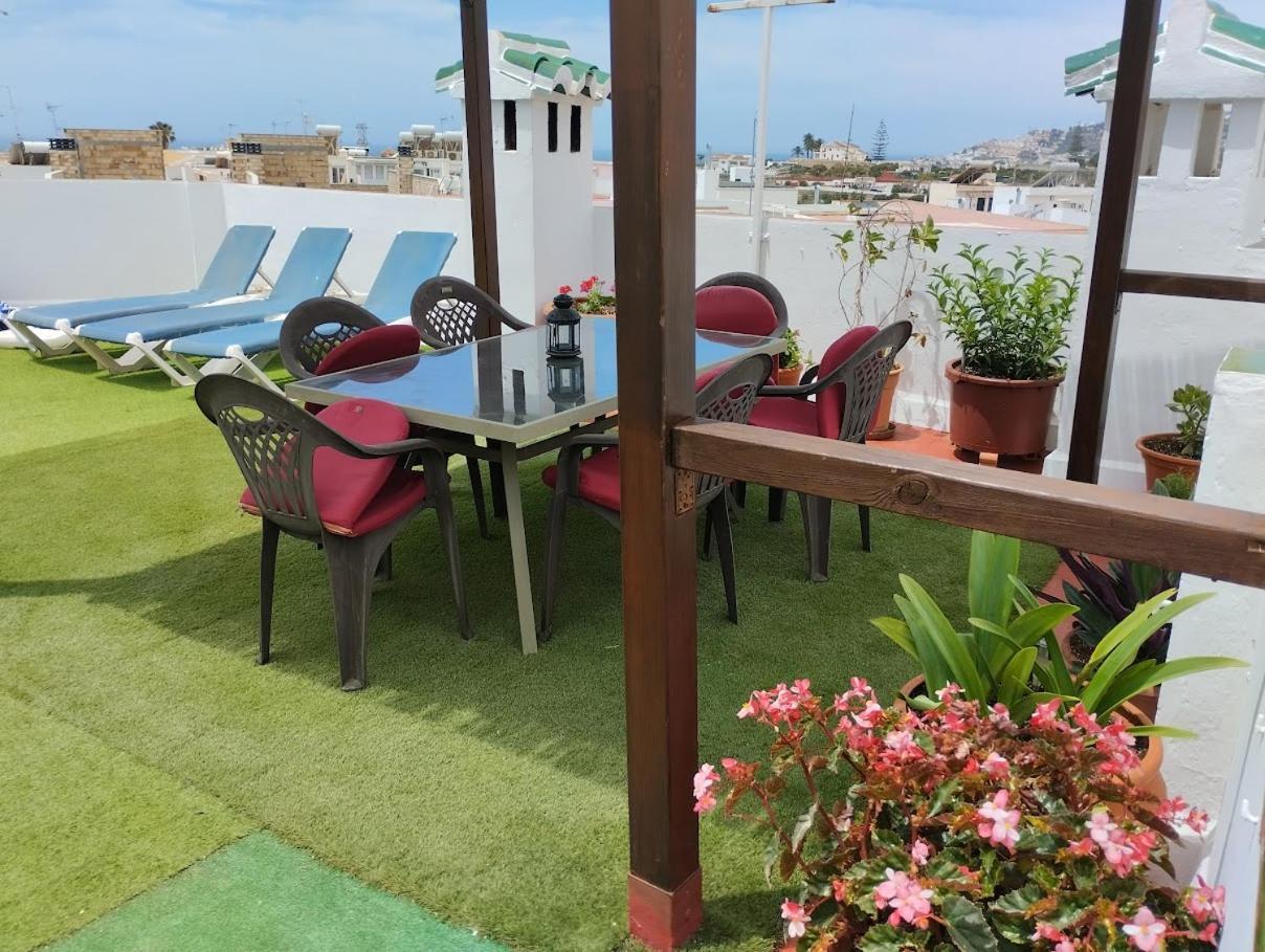 Casa Con Terraza Privada Villa เนร์คา ภายนอก รูปภาพ